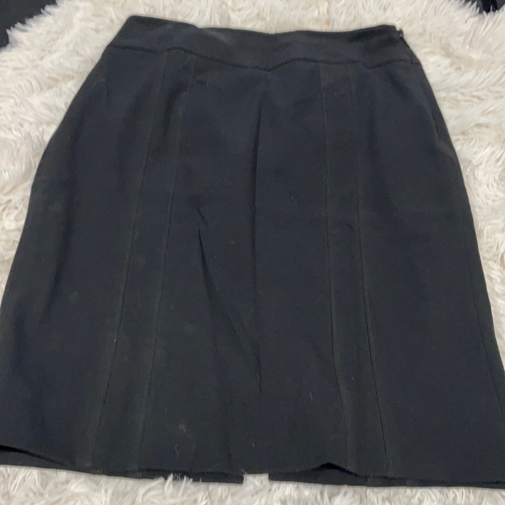 Black fitted pencil skirt